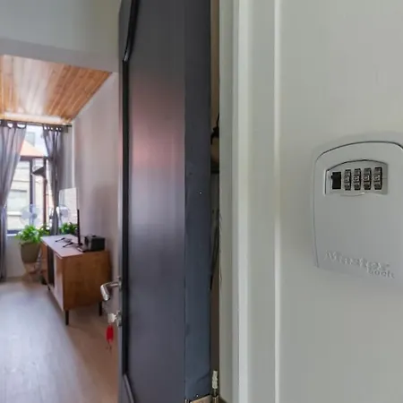 Апартаменты Cosy Duplex Nearby Centre Of For 6 Гент